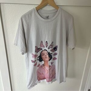 Olivia Rodrigo Women's Large Sour Tour 2022 Tour T-shirt.
